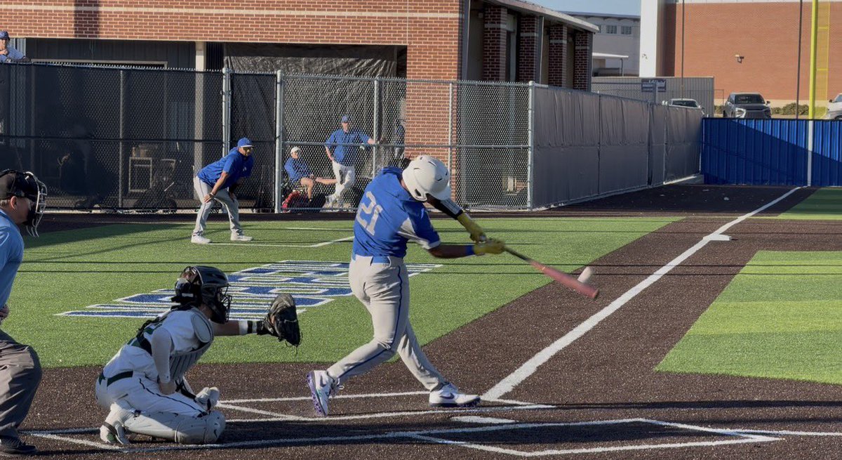 ⭐️ A NEW NO. 1

🤩 Sebastian Castillo (<a href="/21sebacastillo/">Sebastian Castillo</a>) tops the updated 2027 <a href="/FiveToolTexas/">✭Five Tool Texas✭</a> 5️⃣5️⃣. 

🤯 But he has competition, including George Ferguson (<a href="/GeorgeFerg2027/">George Ferguson</a>) who has allowed just 1 ER in 61.2 IP with an absurd 125 Ks and 4 BBs. 

👉 READ: fivetool.org/news/update-20…
