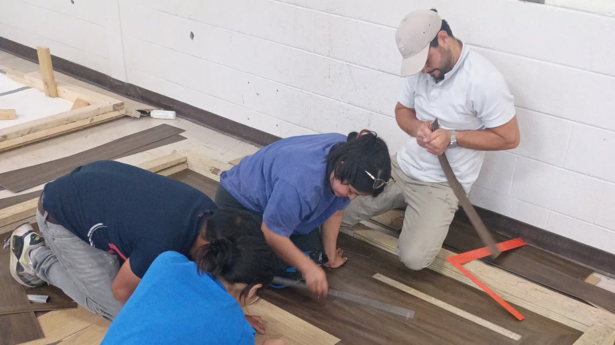 FCEForg's tweet photo. Behind every finished floor is skill, precision, and craftsmanship. During Skilled Trades Month, we’re proud to recognize the students at Chattanooga State Community College in Chattanooga, TN who are building hands-on skills and shaping the future of the flooring industry. https://t.co/WiBP6md5MQ
