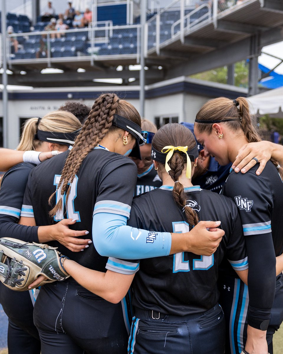 OspreySB's tweet photo. Ospreys and Dolphins up next!

#SWOOP https://t.co/OhHw6O7ozZ