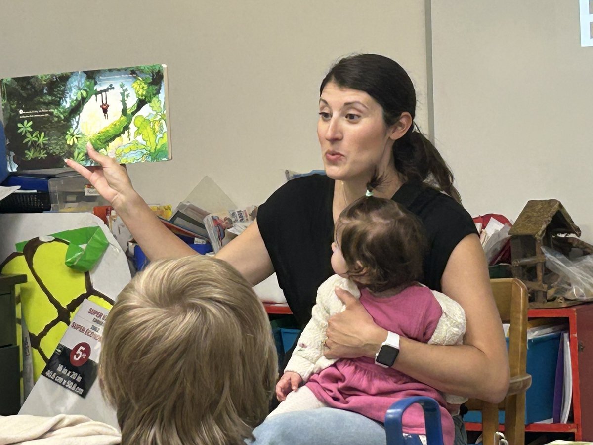 MsKeyota's tweet photo. Today we had two mystery readers visit our class~ Mrs.Landry and Lucie. What a special gift~ the gift of storybooks!! @OttCatholicSB @ParentsCorpus @CorpusOCSB @MrsLandryOCSB https://t.co/PimZmSPxhQ