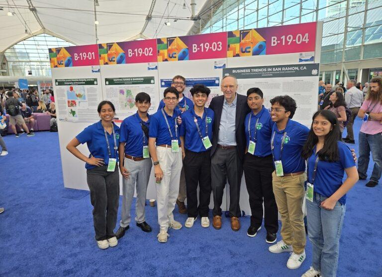 Esri GIS Education tweet media