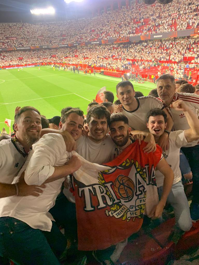 PS Triana SFC Fans tweet media