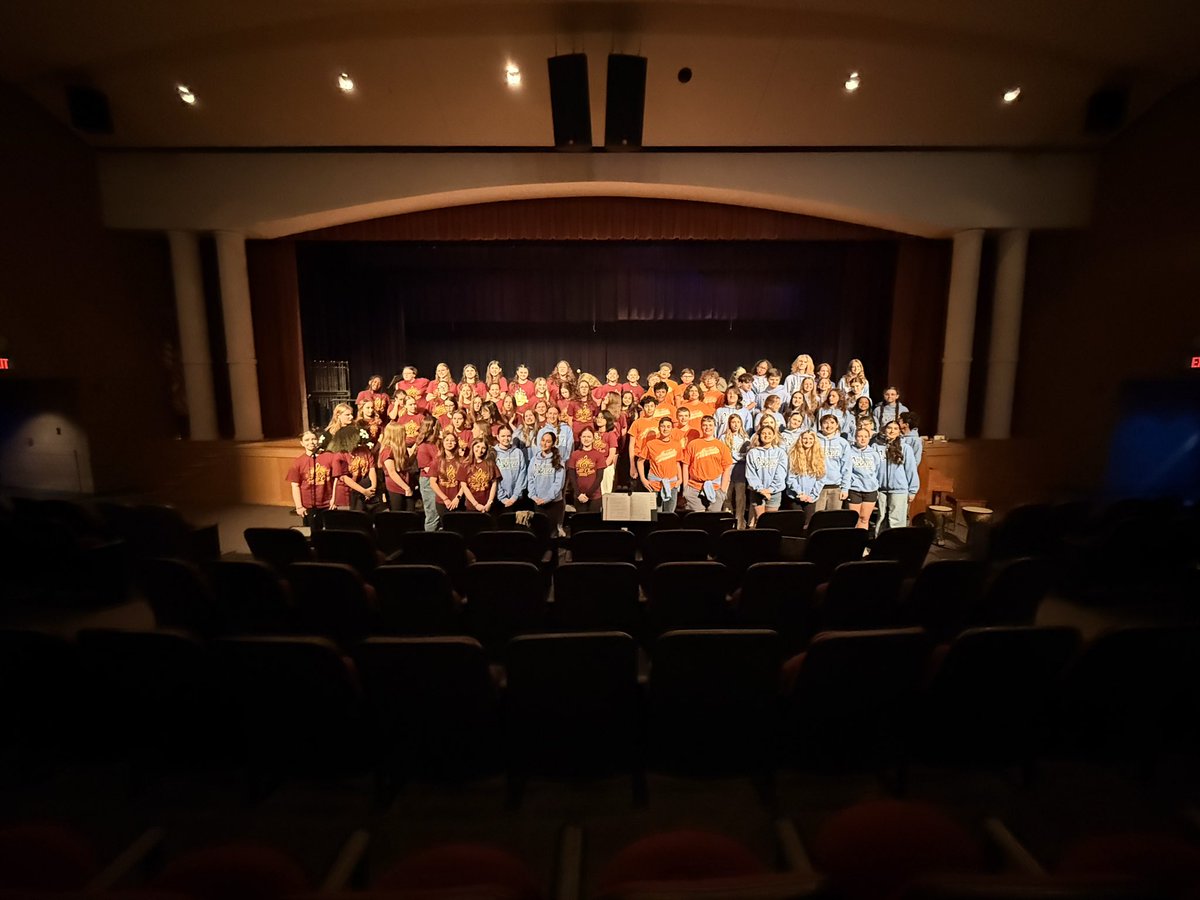 LMMS Chorus tweet media