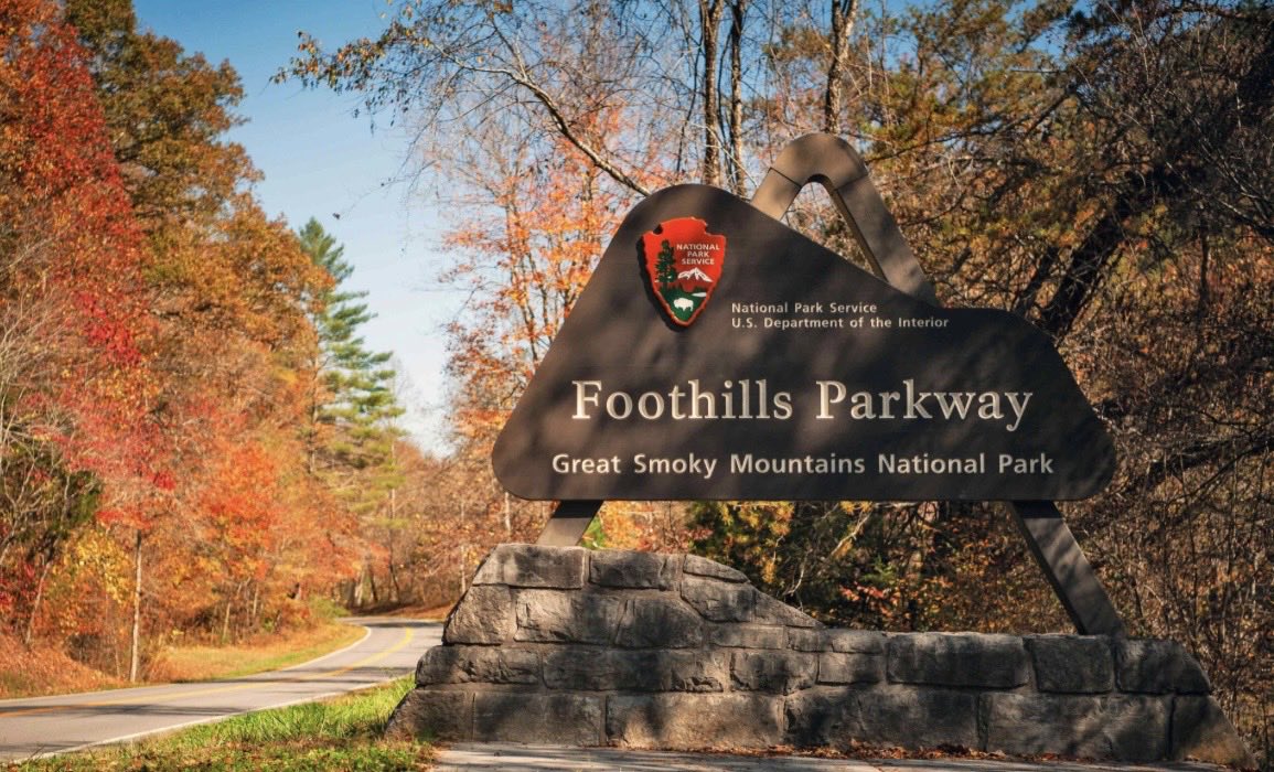 mcscotswsoccer's tweet photo. Mountain views, scenic drives, and the Smokies just minutes from campus 🌄⚽️

At Maryville College, the experience goes beyond soccer.

Play where others vacation. 🧡

#MaryvilleSoccer #Scots #D3Soccer #Recruiting #SmokyMountains https://t.co/IavRQpyOVa