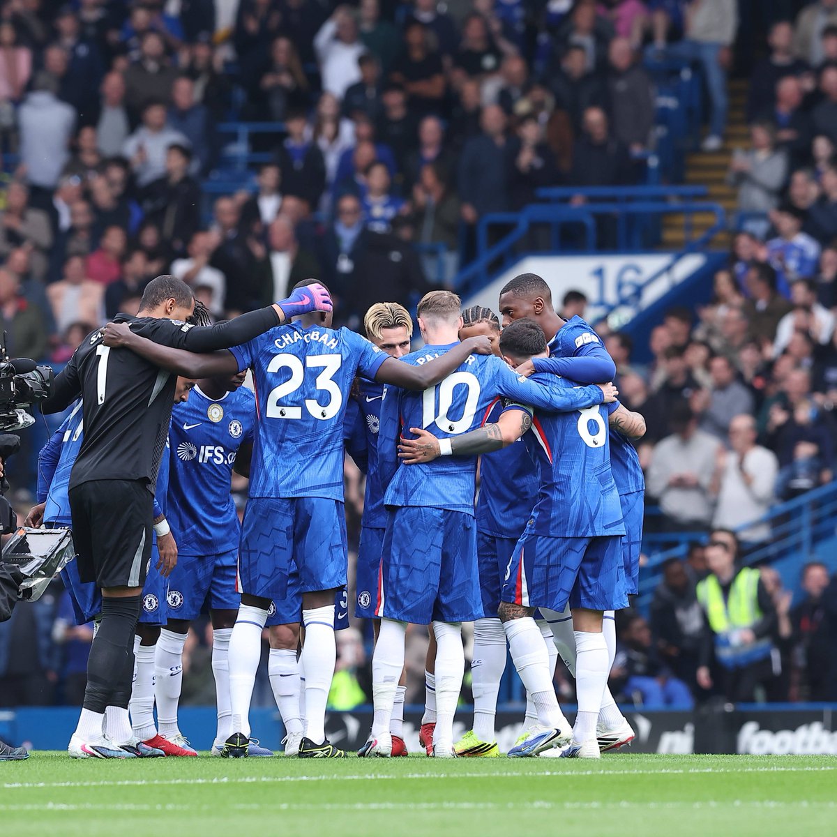 Absolute Chelsea tweet media
