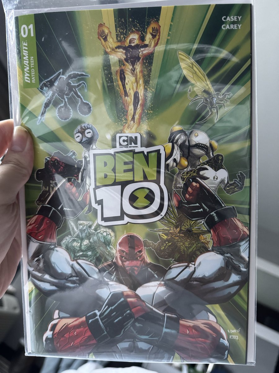 JustGamer040's tweet photo. Ben 10 comic thoughts: haven’t read a comic in a while so forgot how short they can be, pretty interested in where they go once the setup is out of the way, wanna see how far they end up deviating from the original in terms of big ideas like a modern day setting or body horror https://t.co/S7aCWZzvTa