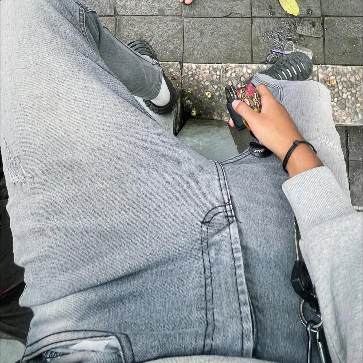 SirMoonty's tweet photo. Tunduk lah
#footworkship #bdsm #gaybandung https://t.co/DUYdGyQ2it