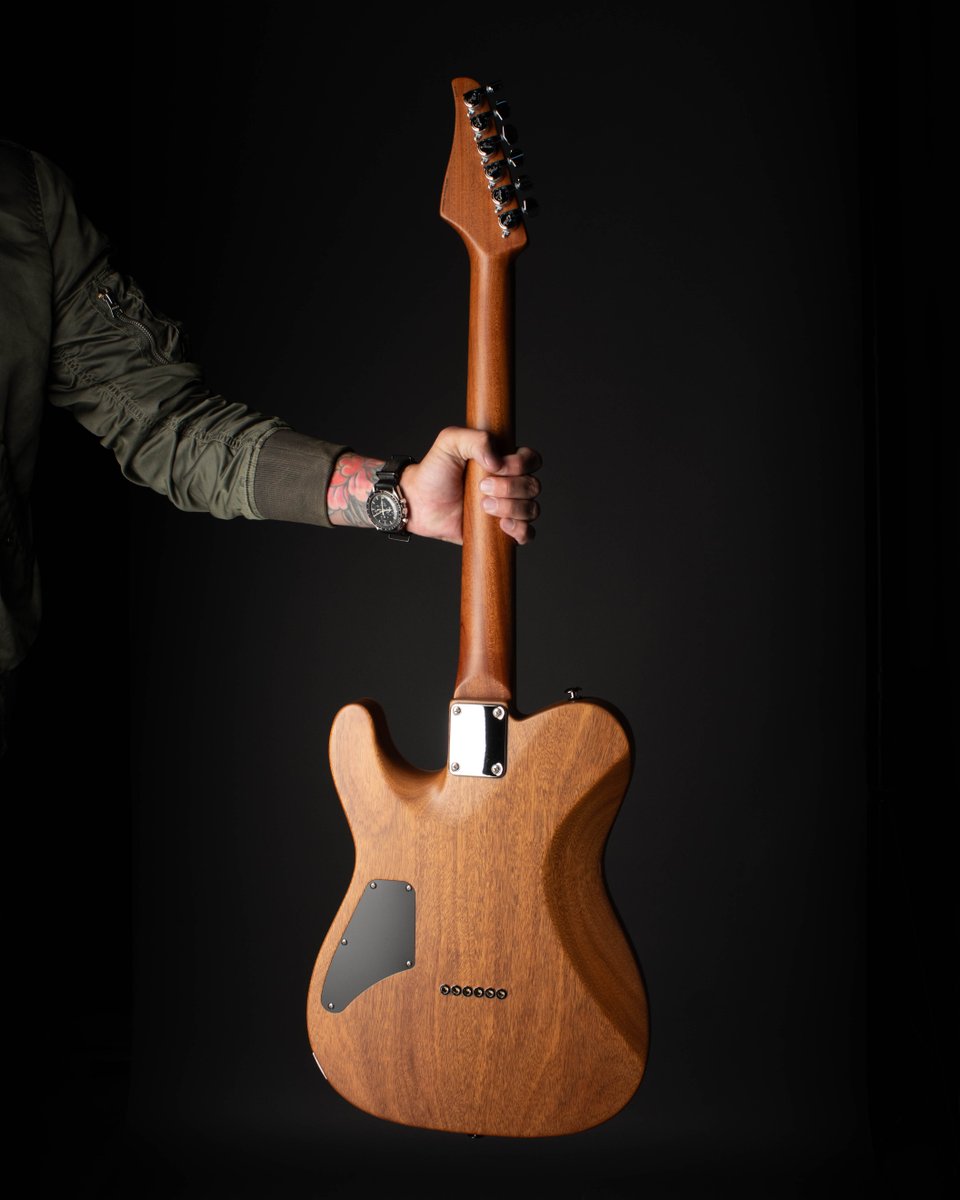 Suhr Custom tweet media