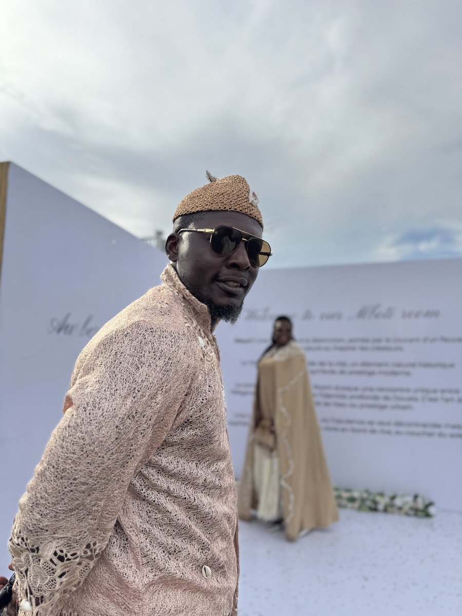 JaneaOfficiel's tweet photo. Un jour vous saurez…
Mais pour l’instant, je suis seul à savoir ce que les ancêtres ont révélé…

Siroi 🧜🏿 &amp; 🧜🏿‍♀️sirène .

#MalokoMaTox #MunaMuto #Jengu #Mboti 

🧜🏿‍♀️🤴🏿⚔️ https://t.co/KA0C4QRaph