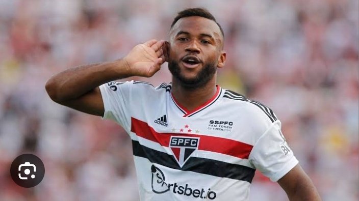 TatyCatarinaTri's tweet photo. #Luan é ex jogador de futebol. O @SaoPauloFC tá deixando de usar jogadores que podem oferecer um bom trabalho no time. https://t.co/8eratuUtti