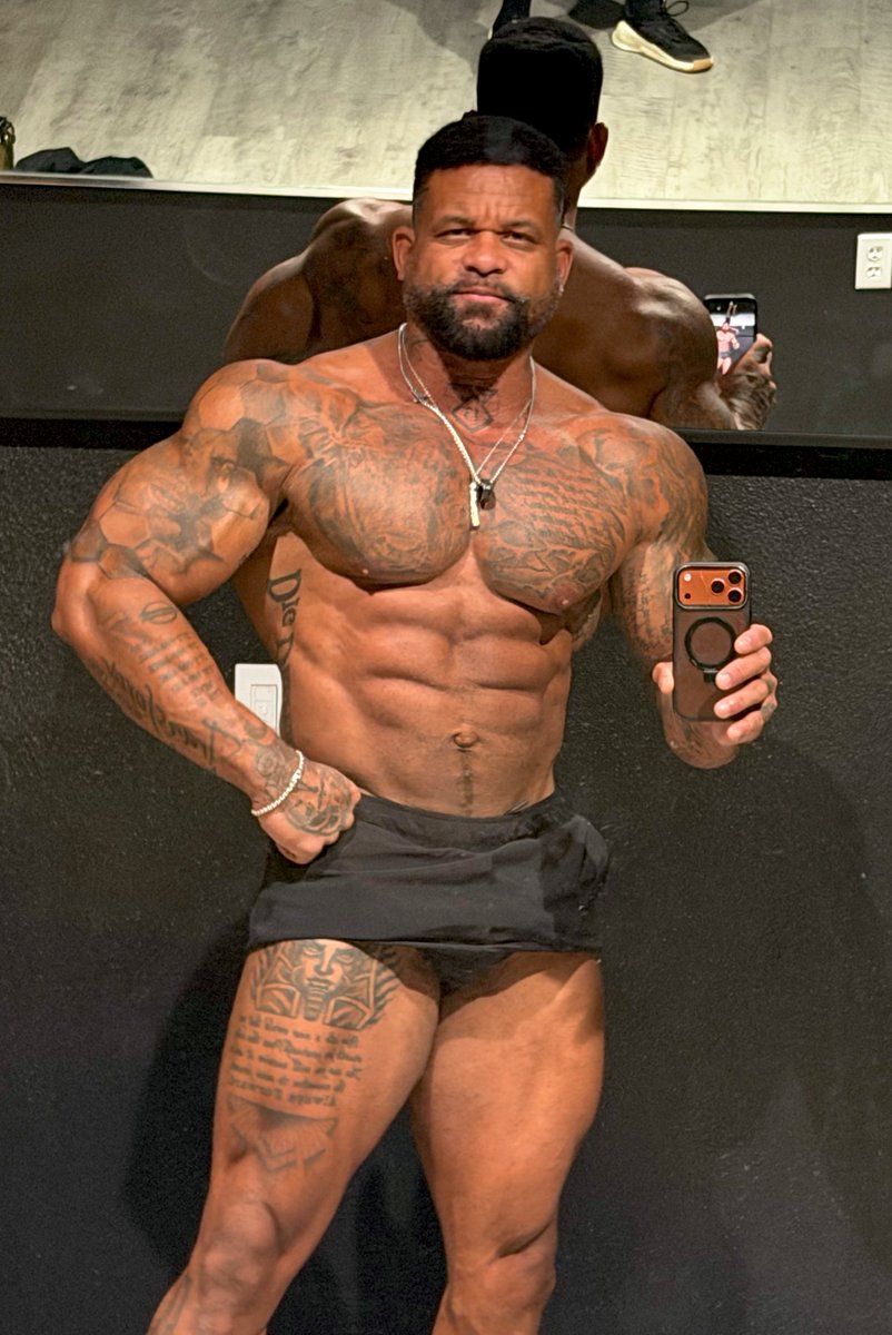 Shaun T tweet media