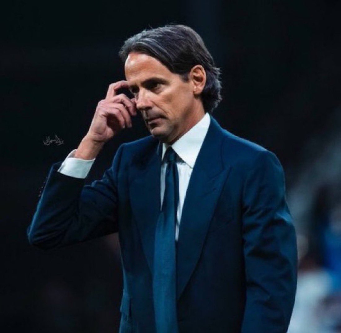 بعد أن تقدم الهلال على الخلود 2/1 قرر المدرب الشجاع والعبقري انزاغي ان يقدم نيفيز من الدفاع الى وسط الملعب ، وذلك بعدما شعر ان الخطر قل عن الهلال  ، الله يخسك من مدرب جبان #الهلال_الخلود