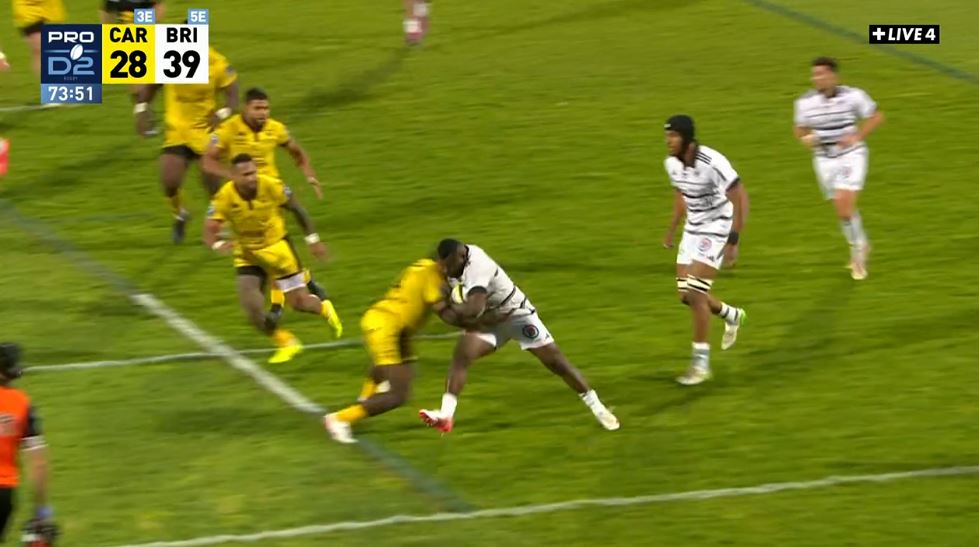 allezbriverugby's tweet photo. Tremblement de terre à Carcassonne ! #USCCAB https://t.co/eeDOKSEojm