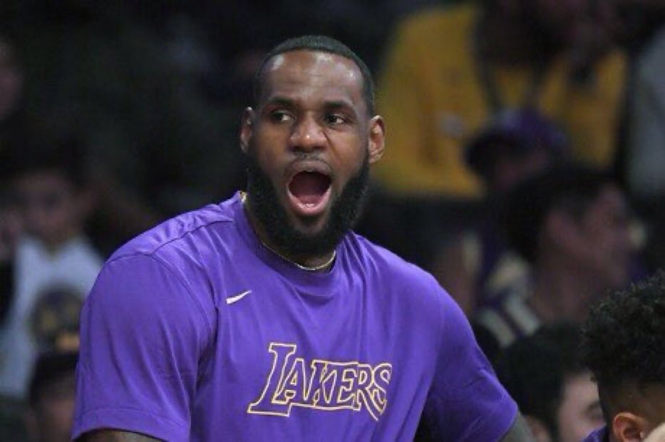 Kouzzins's tweet photo. @BleacherReport https://t.co/5hXfmdSoDL
