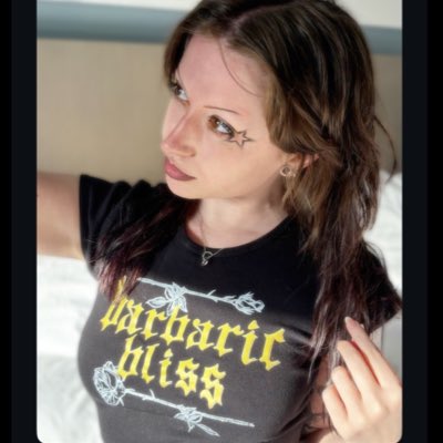 baibygrl's tweet photo. #NewProfilePic 💛 https://t.co/R9NueRFlJG