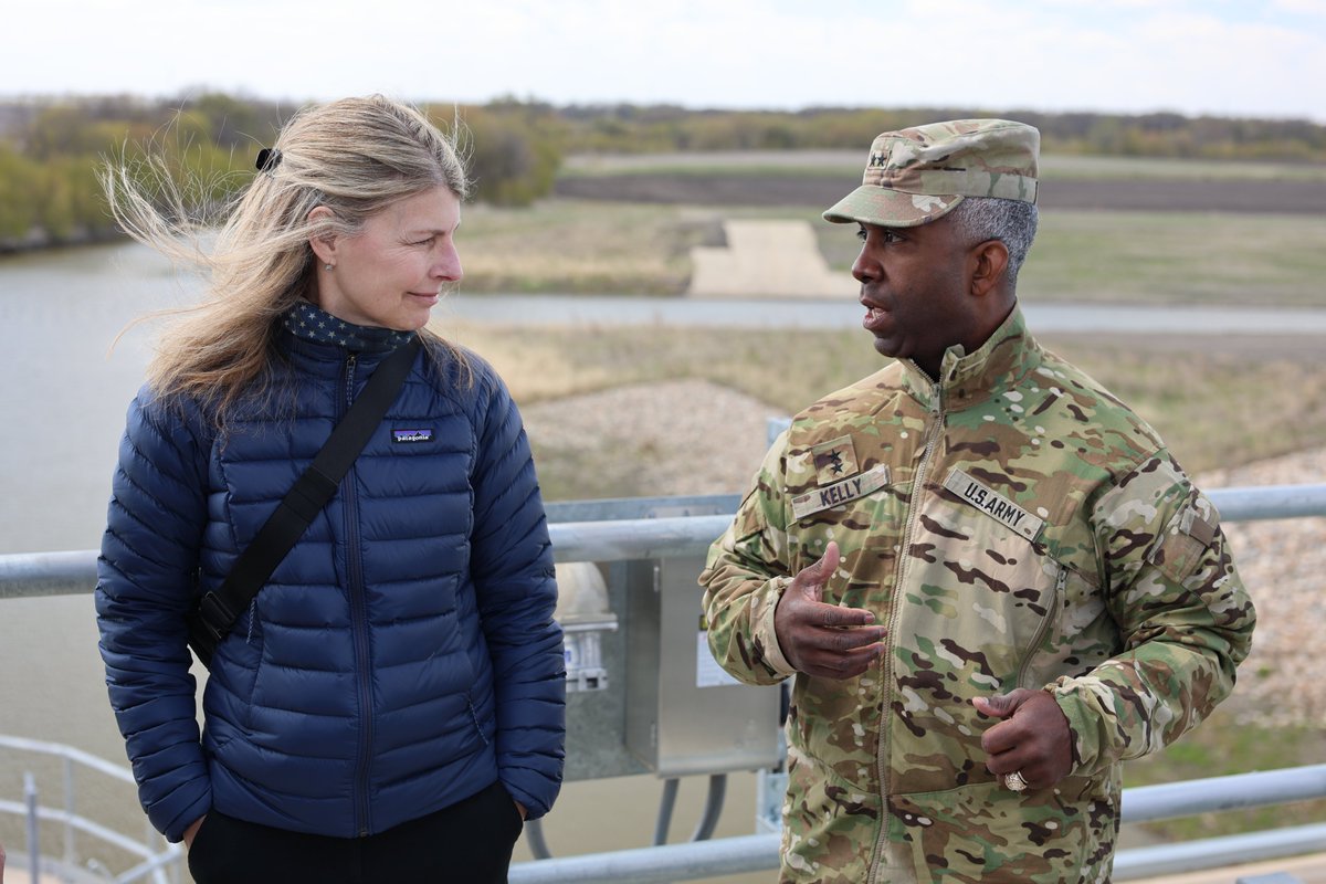St Paul USACE tweet media