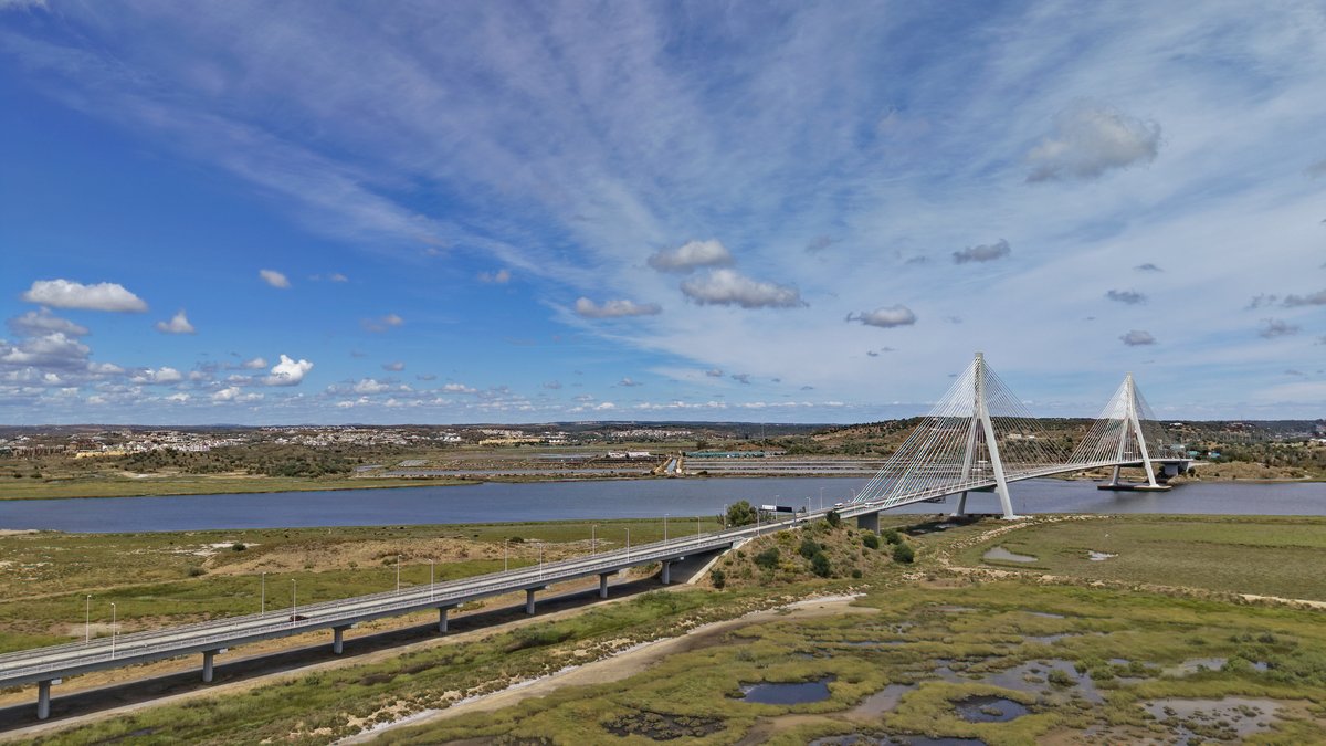 StormjagersNL's tweet photo. Het was vanmiddag een mooie warme dag op de grens van Portugal met Spanje 🇵🇹🇪🇸 #weerfoto #Portugal #CastroMarim @KikiBo21937 @JPHN570103 @johan_klos @BasMunne @MRTfotografie @weerverteller @EdAldus @BuienRadarNL @janvissersweer https://t.co/6iq4k67Dvf