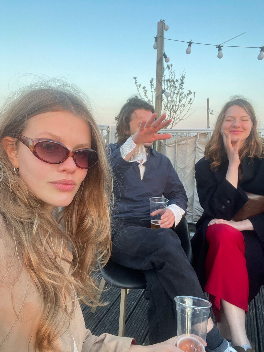 Mette van Dijk tweet media