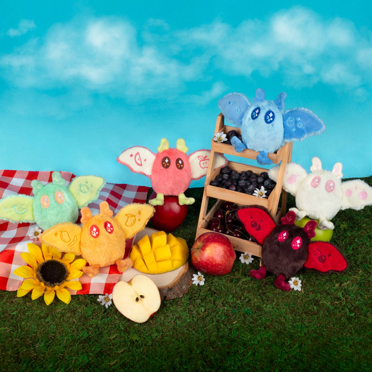 Squishable ◕‿◕ tweet media