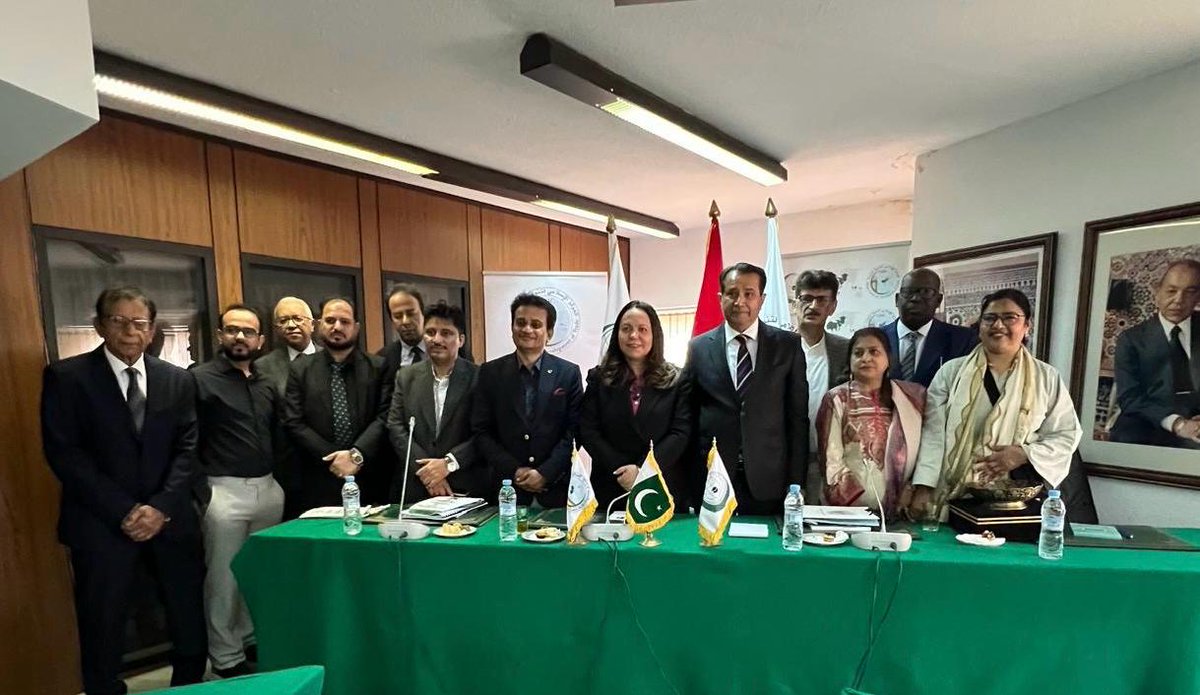 ICDT_OIC tweet media