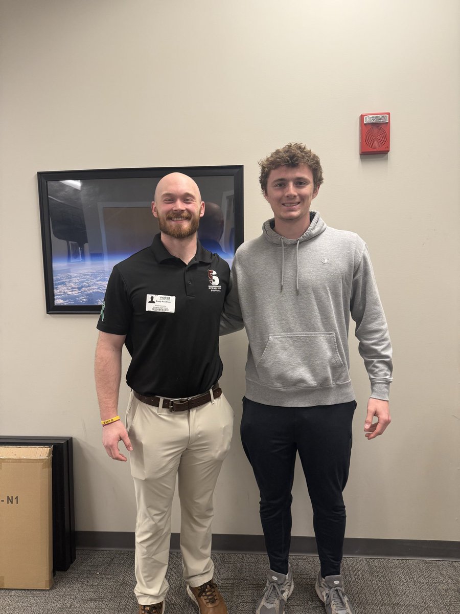 SamRoidoulis's tweet photo. Thank you @CoachRoadman for coming to my school yesterday! It was great to hear all about Springfield College and I hope to stay in touch soon! 
@FBCoachMattLee 
@CoachCallahan15 
@CoachFit1Tae https://t.co/9V2WHJzWDB