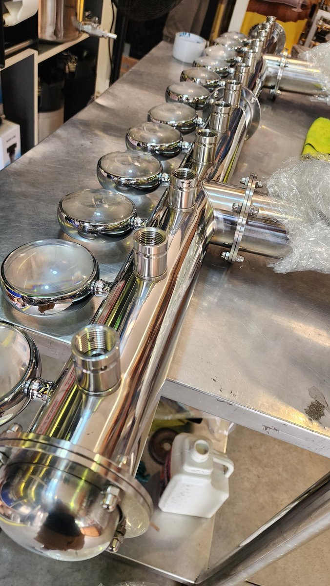 HomebrewerPeru's tweet photo. Rumbo al Cusco 🚚🍻

Realizamos el despacho de una torre de 12 válvulas, junto a diversos equipos e insumos para seguir impulsando la cerveza artesanal en el sur del país.

Gracias por confiar en The Homebrewer Perú 🙌🏻🍺 https://t.co/gfoScfX2BC