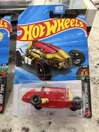 HWPriceGuide's tweet photo. We are seeing several reports of people finding the Hot Wheels 2026 Mainline 2 Jet Z Treasure Hunt cards with the Fiat Beast of Turin car in the blister. There is a lot of debate as to if this is a real factory error or someone replacing, resealing these cars. What do you think? https://t.co/P31yhDLALe