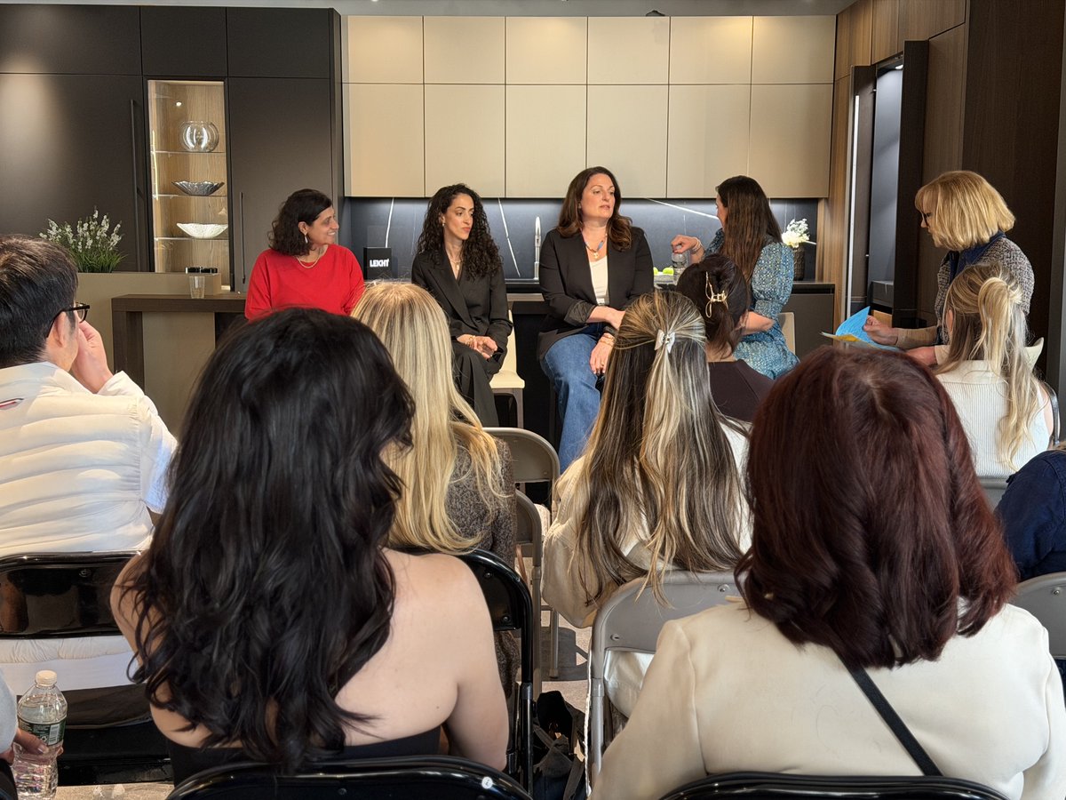 DivineDesignCen's tweet photo. Yesterday, Divine Design Center hosted an intimate panel discussion right here at our showroom. Mariette Barsoum,our owner, joined an incredible group of design and real estate professionals to explore how thoughtfully designed  spaces elevate the way we live in today's market. https://t.co/cs1Lbju4si