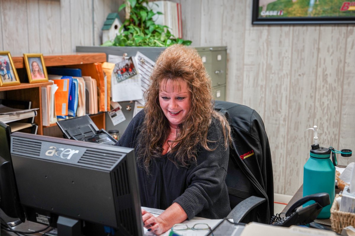 Birkeys's tweet photo. Birkey’s is now 100% Employee-Owned. When you work for Birkey’s, you can become a beneficial owner, meaning you’ll have an added benefit—as the company succeeds, your Employee Stock Ownership Plan (ESOP) retirement account will be rewarded. See careers: https://t.co/FJ6xlIb6lT https://t.co/3SCIqXsFhS