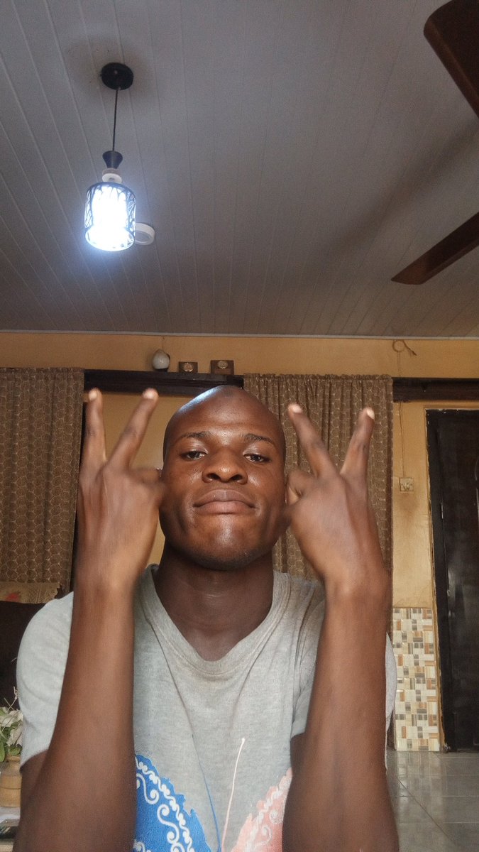taiwojr tweet media