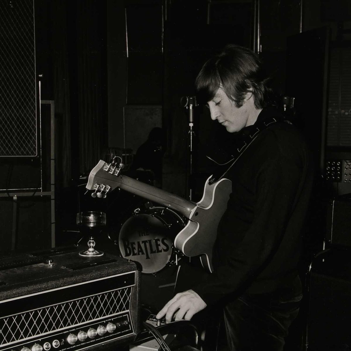 Beatles Archive tweet media