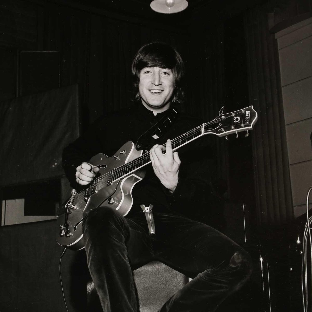 Beatles Archive tweet media