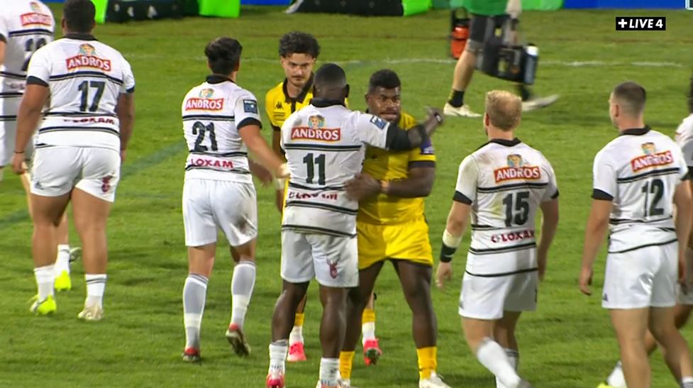 allezbriverugby's tweet photo. 🏴🏳 𝕍𝕚𝕔𝕥𝕠𝕚𝕣𝕖 𝕕𝕖 𝔹𝕣𝕚𝕧𝕖 !
Cela n'a pas été tout le temps simple face à une équipe de Carcassonne joueuse et sans pression. Mais le CAB fait sa part du contrat et décroche le bonus offensif en s'appuyant sur sa puissance près des lignes. Phase finale validée #USCCAB https://t.co/leQwR6W5z4