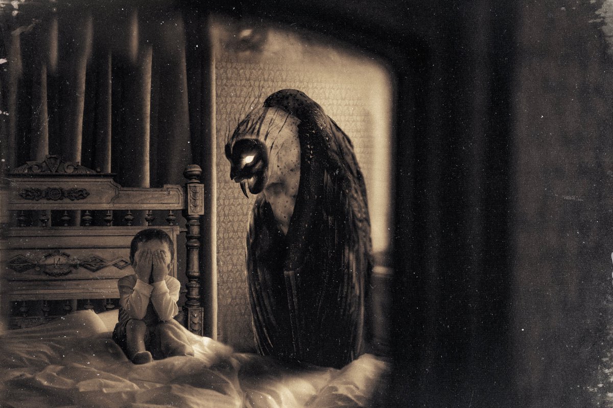 Throughout the land of Asturias, the name of la Guaxa is spoken in whispers.
This single-toothed creature enters your bedroom night after night, fitting through the smallest of gaps, to consume your blood. When you are frail enough, she will take you away, never to be seen again.