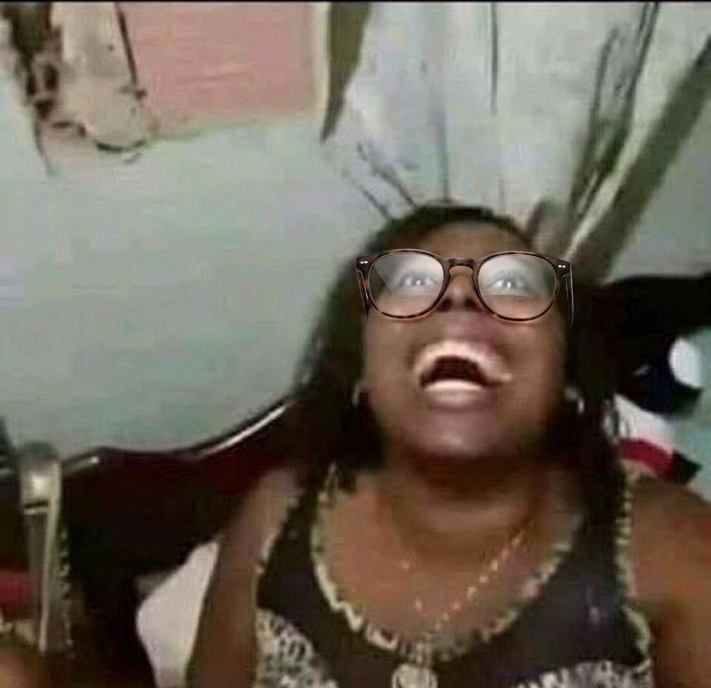 Depois de passar meses sem usar óculos agora to desse jeito voltando a enxergar com meu óculos novo