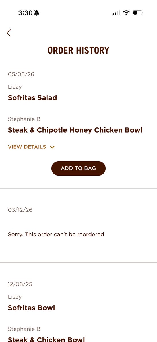 Steph_Bragg's tweet photo. @ChipotleTweets my sofrita salad is lacking the salad part. Isn’t it supposed to be a bed of lettuce? https://t.co/EUABuxAQ0h