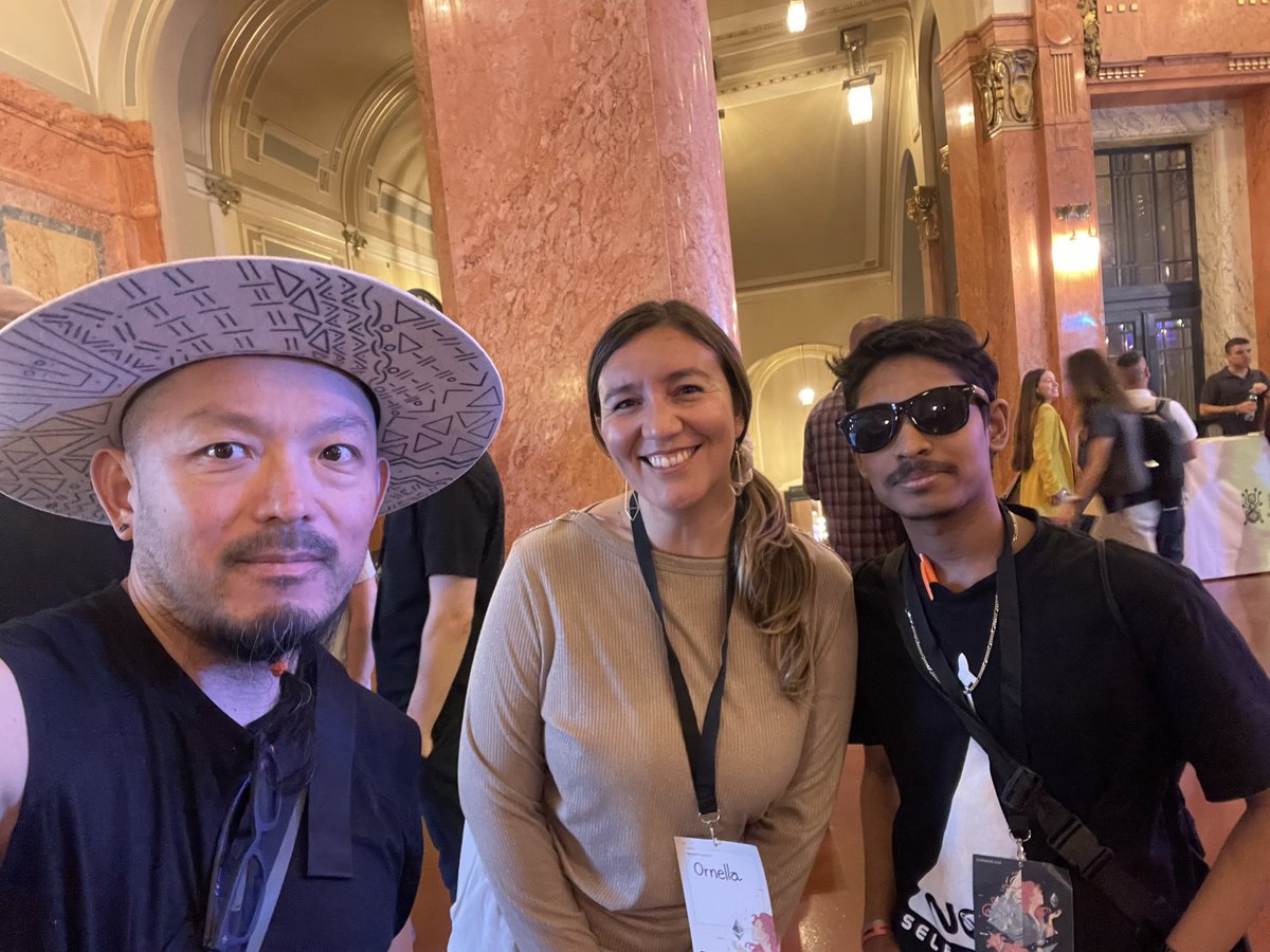Hiro | Solopreneur | Chess aficionado | PLDG 6 tweet media