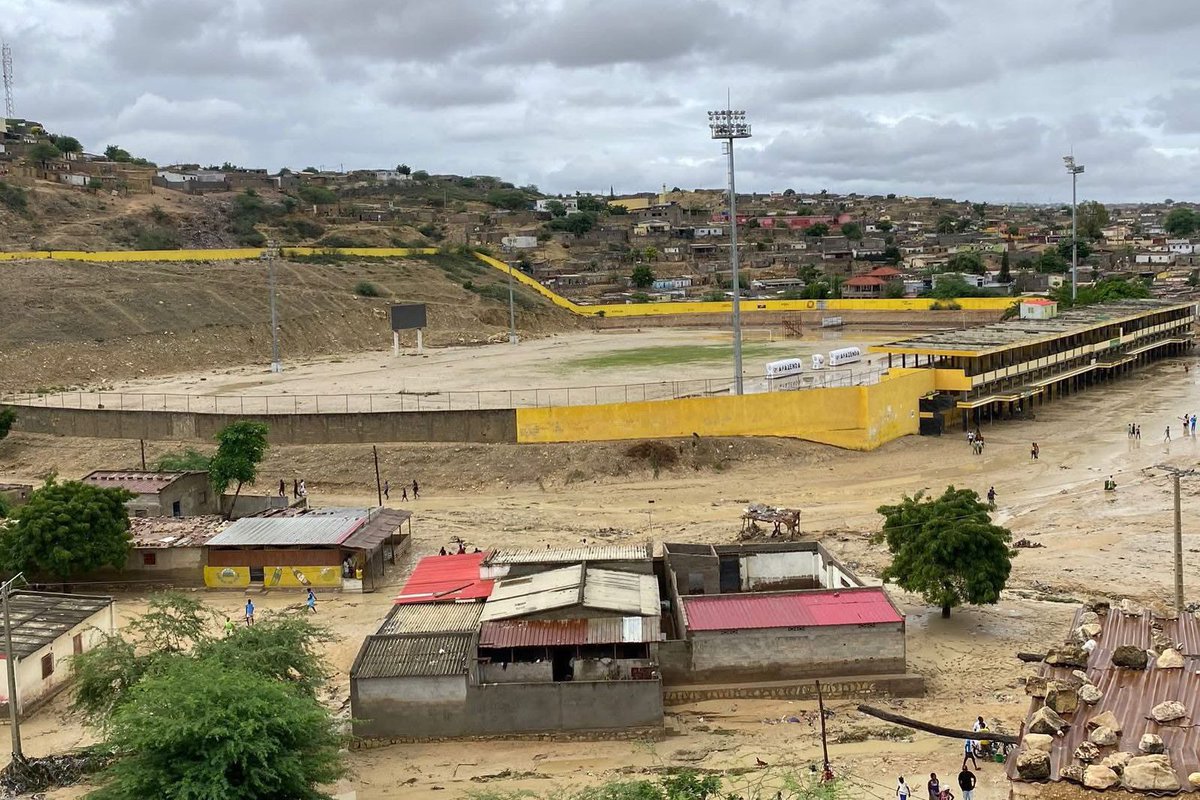 O estádio que o cara queria que recebesse uma FINAL DE LIBERTADORES!
KKKKKKKKKKKKKKKKKKKKKKKKKKKK