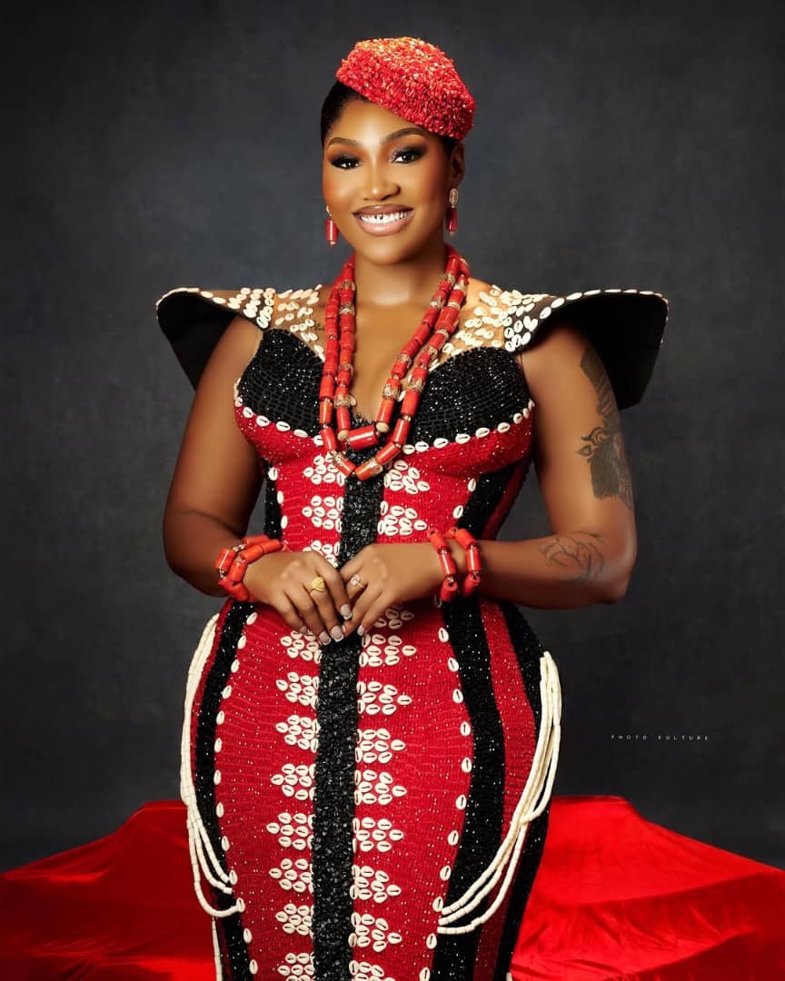 Amvca culture night, please welcome the queen mother, the one and only 💕💕see beauty 😍 
#Sultanafarida
#SultanaxSultans 
#AMVCA