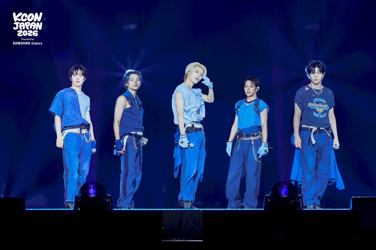[#KCONJAPAN2026] RECAP 📸💙 DAY 1 

An iconic night. Never to be forgotten.
忘れられない、アイコニックな夜。

#EVNNE
<a href="/EVNNE_official/">EVNNE</a>

-
KCON JAPAN 2026 
MAY 8-10 
Makuhari Messe 

Let's #KCON