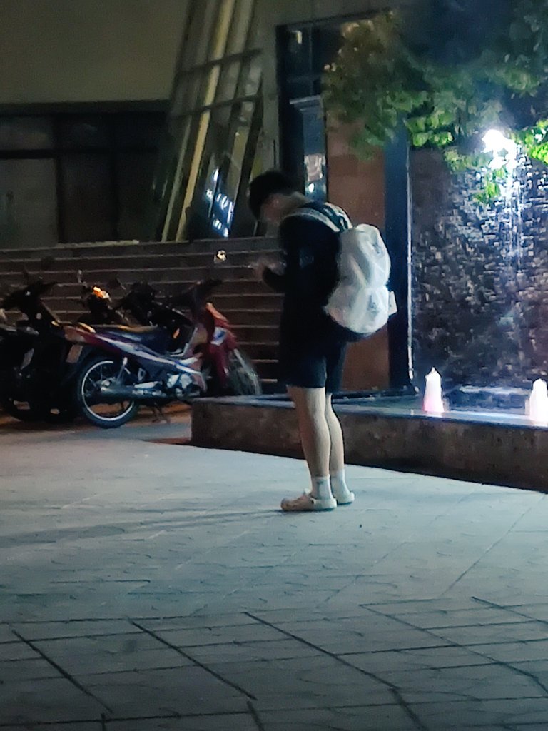 jackyvers's tweet photo. Trai ngon quanh ta 1 - series chụp trai ngoài đường https://t.co/9FgyYlqGlX
