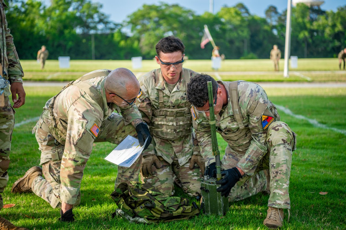 MCoEFortBenning's tweet photo. The 2026 #SullivanCup "Final Charge" stripped away the heavy armor this morning, leaving only the raw physical grit and technical skill of the crews. 

Check out the full #ArmorWeek 📸 gallery here: 🔗https://t.co/fzZgoYuaGc https://t.co/ebJo5Zkhvj