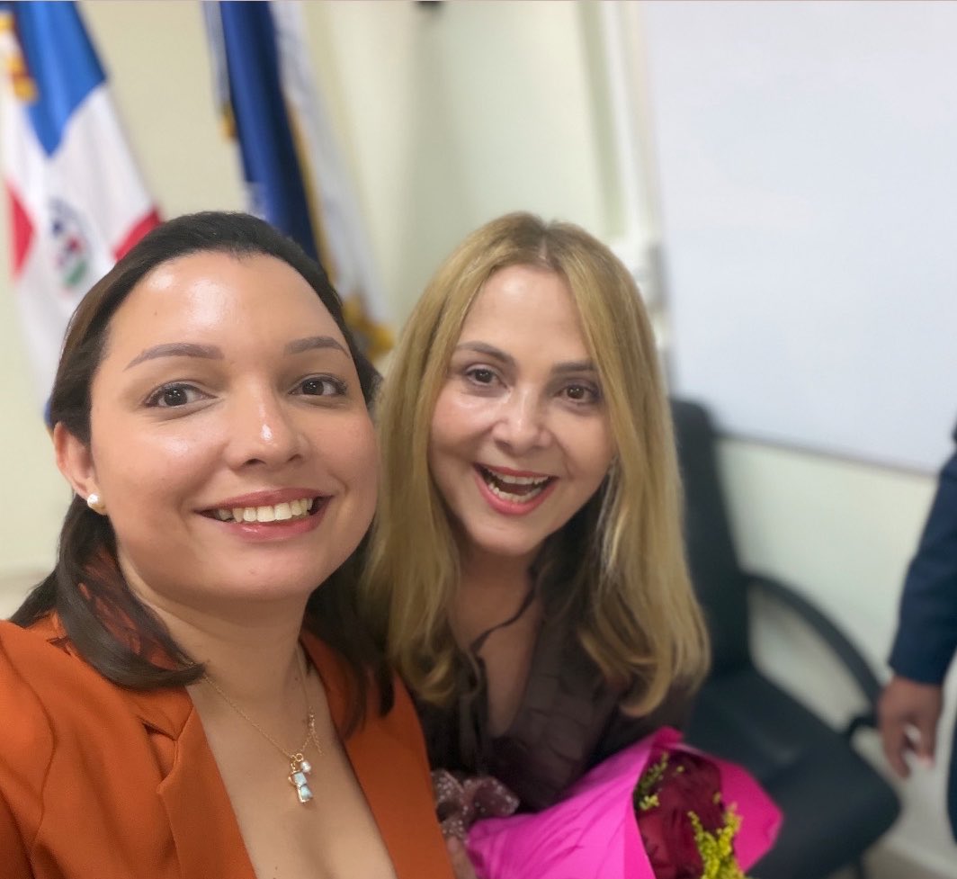 Laura Merán tweet media