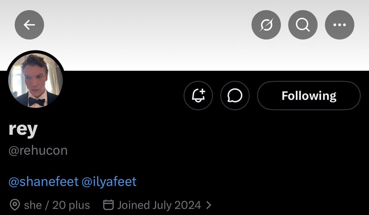 rey tweet media