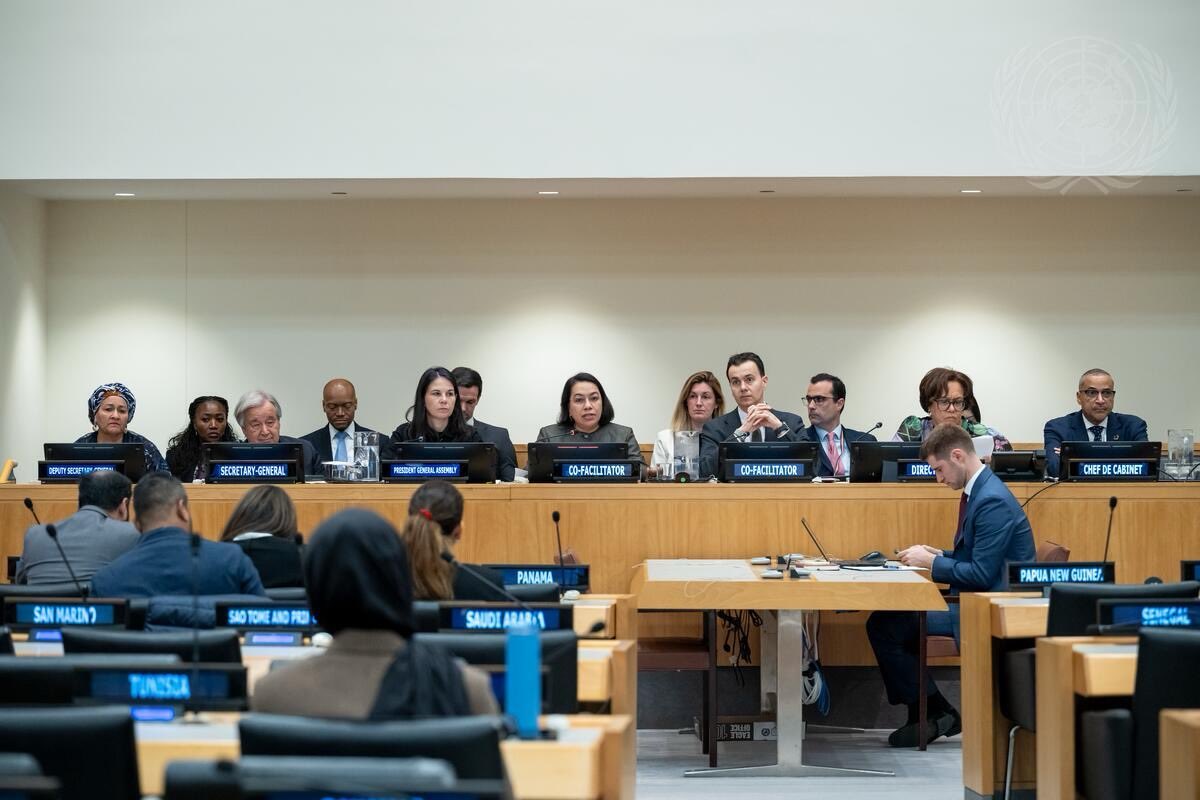 España en la ONU tweet media