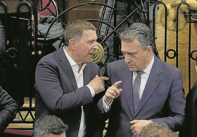ChaconPedroJose's tweet photo. La época aciaga del lendacari Garaikoetxea
La Tribuna del País Vasco, 8-05-2026
https://t.co/QdZcIjLb7a https://t.co/tjjKoVF4JN