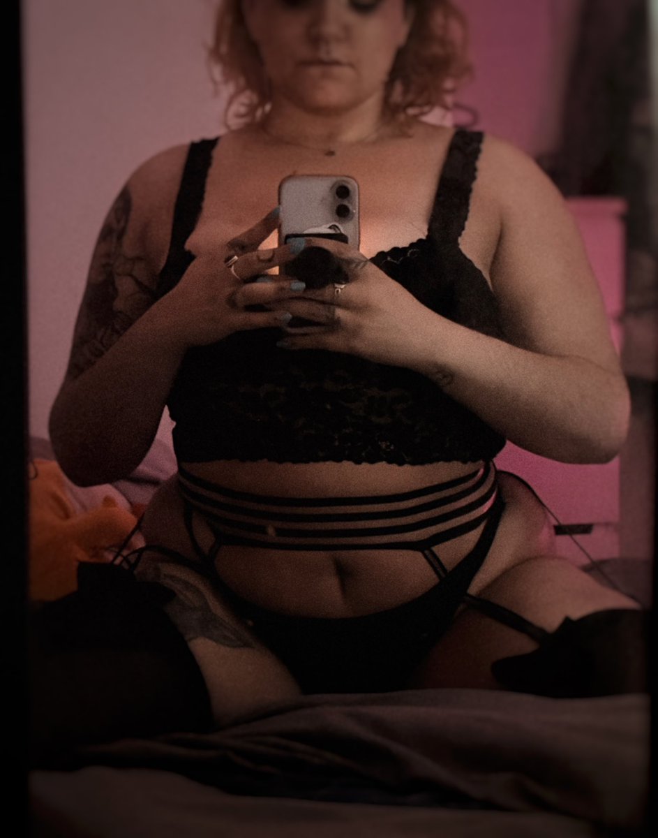 AstroKinkyKitty tweet media