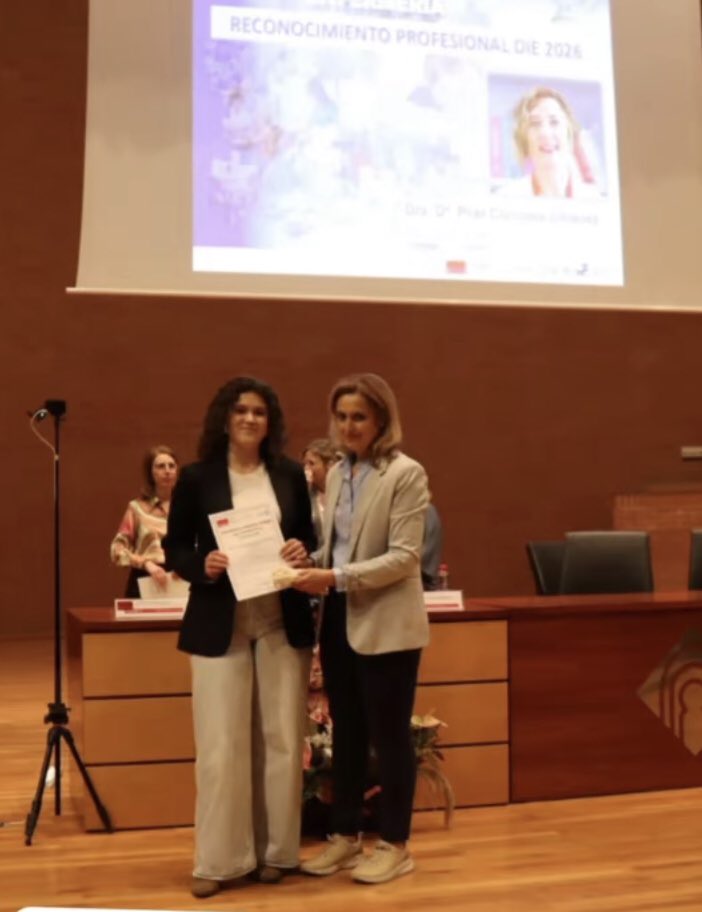 MartiCarolRG tweet media