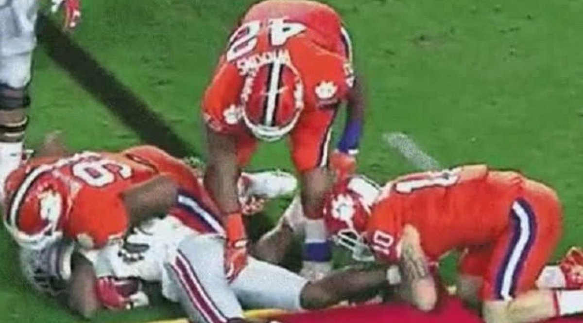TheChoach's tweet photo. @BrettGemas How many buttholes have been fondled by Taters since those games? https://t.co/H7A7cKEvU7