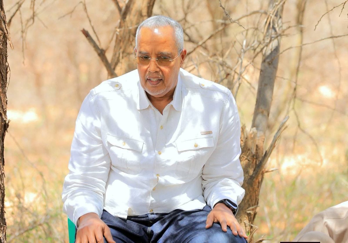 CigaalCaymo's tweet photo. Ceerigaabo:- Waxaan nabad waarta u rejaynayaa beelaha walaalaha ah ee ku dagaalamay Dooxada Laashimo ee Degmada Ceerigaabo gobolka Sanaag.

Nabad baa naas la nuugo leh, ismaqal iyo isku garaabid ehelka wada Dagan iyo Nabed inay ku wada nolaadaan, inta nool ba Nabad u baahan. https://t.co/82e4tOi9UW